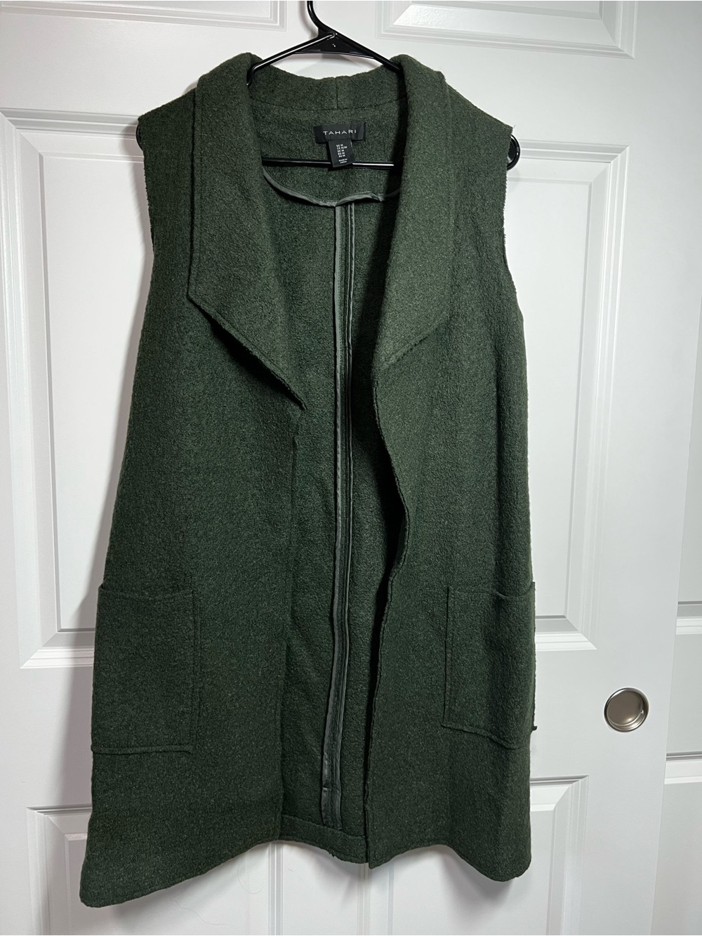 Tahari Wool Blend Sleeveless Open-Front Long Vest with Pockets Womens Medium